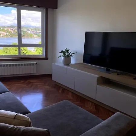 Apartment O Pisino De Ruth E Sus Ii A Coruna